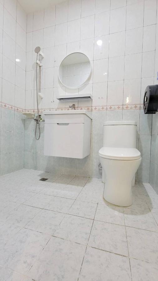 Holiday Hostel Vườn quốc gia Khẩn Đinh Ngoại thất bức ảnh